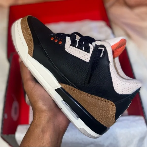 Air Jordan 3 Retro (GS) “Desert Elephant” - Picture 5 of 13